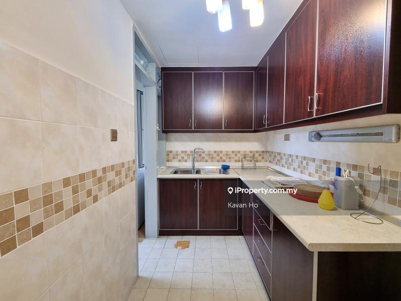 Pangsapuri untuk Dijual di Puteri Bayu Apartment oleh Kavan Ho - iProperty.com.my