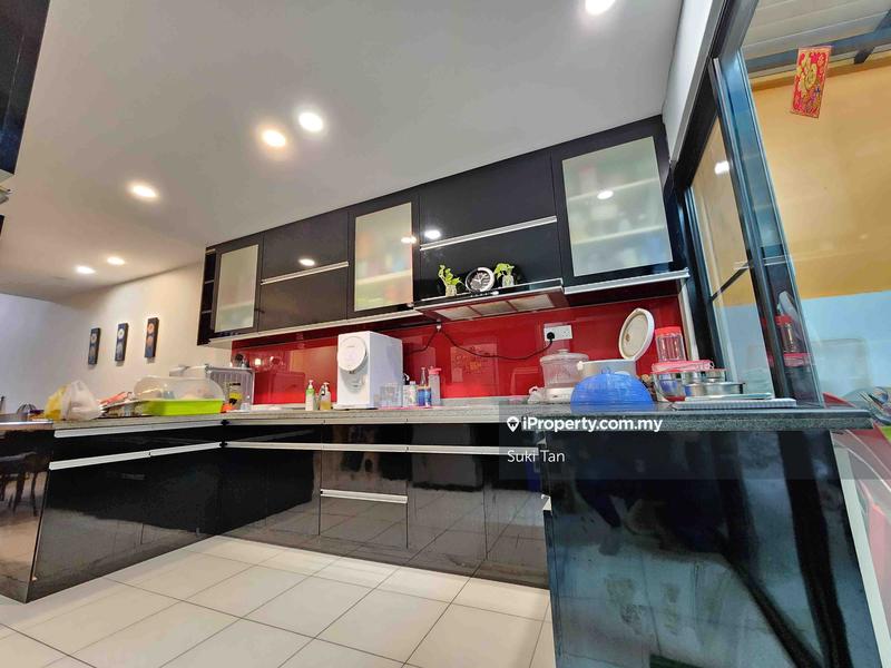 3-storey Terraced House for Sale in Lake Fields, Sungai Besi by Suki Tan - iProperty.com.my