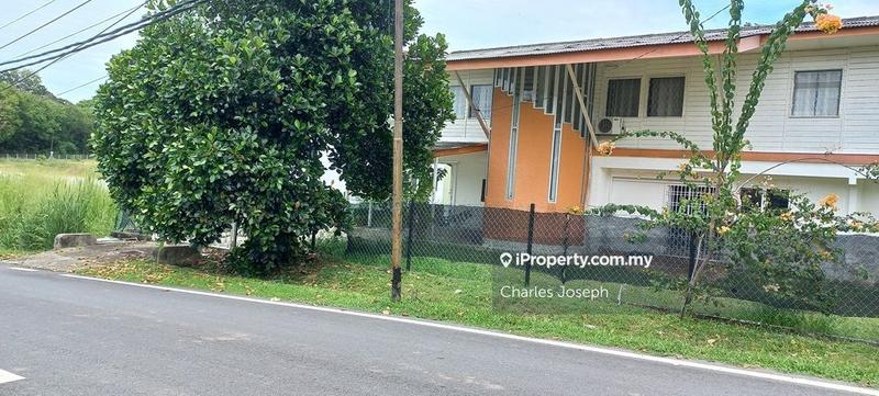 Bungalow House untuk Dijual di Teluk Kemang, Negeri Sembilan oleh Charles Joseph - iProperty.com.my