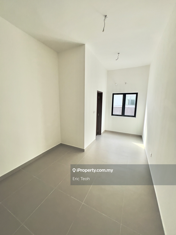 3-storey Terraced House for Sale in Residensi Bukit Orkid (Orchid Hills), Batu 9, Cheras by Eric Teoh - iProperty.com.my