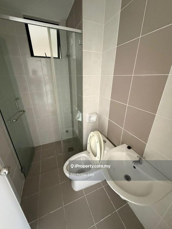 Condominium for Sale in Upper East @ Tiger Lane by Nicholas Lee - iProperty.com.my