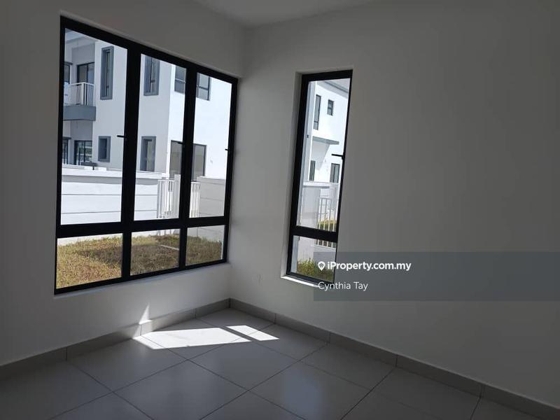 Semi-Detached House for Sale in Rasah Kemayan, Seremban by Cynthia Tay - iProperty.com.my