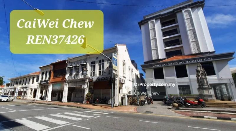 For Sale - 2.5 Storey Heritage House at Georgetown
