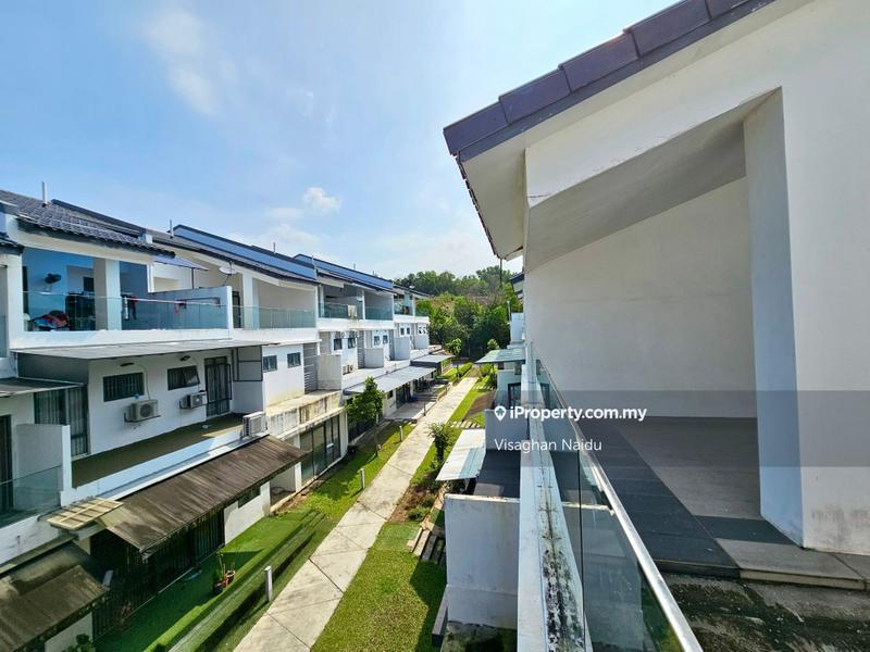 Rumah Teres 2.5-Tingkat untuk Dijual di Taman Tasik Residensi (Lake Club Parkhome), Rawang oleh Visaghan Naidu - iProperty.com.my