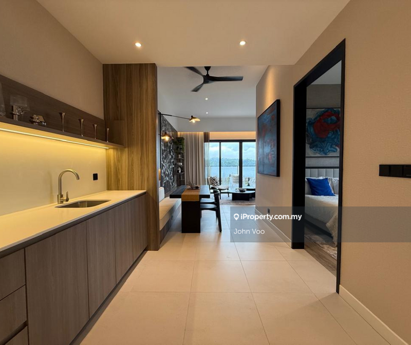 For Sale - Aris Tower @ The Peninsula