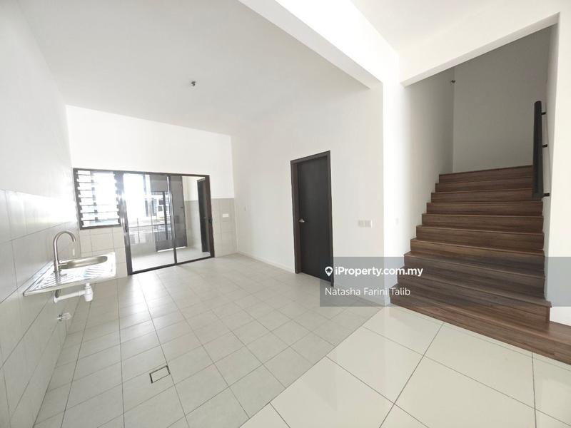 Rumah Teres 2-Tingkat untuk Dijual di Anisa Serenia City, Sepang oleh Natasha Farini Talib - iProperty.com.my