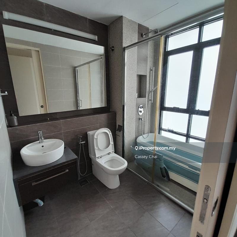 Residensi Servis untuk Dijual di Isola oleh Cassey Chai - iProperty.com.my