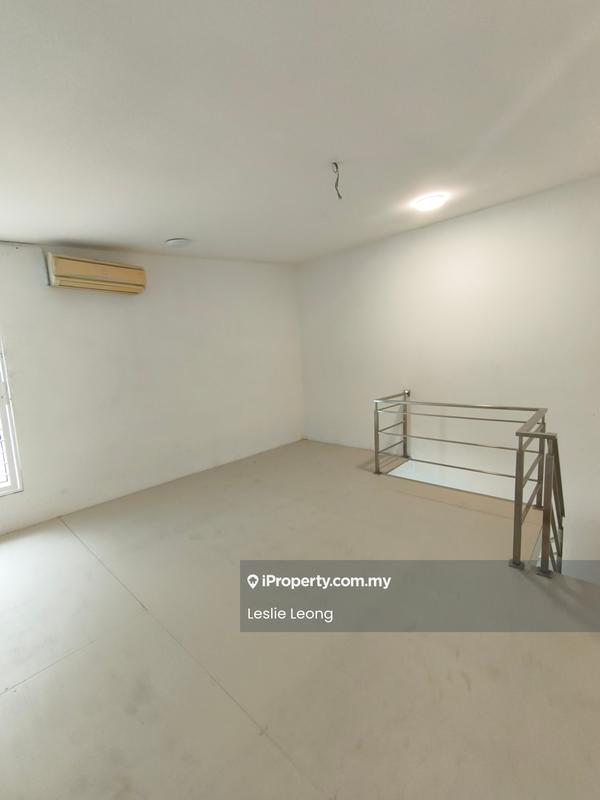 Bungalow House for Sale in Bandar Country Homes, Rawang by Leslie Leong - iProperty.com.my