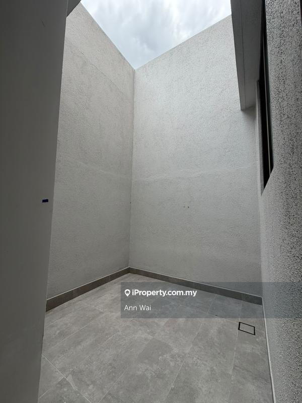 Rumah Teres 3-Tingkat untuk Dijual di Jia Residences, Seri Kembangan oleh Ann Wai - iProperty.com.my