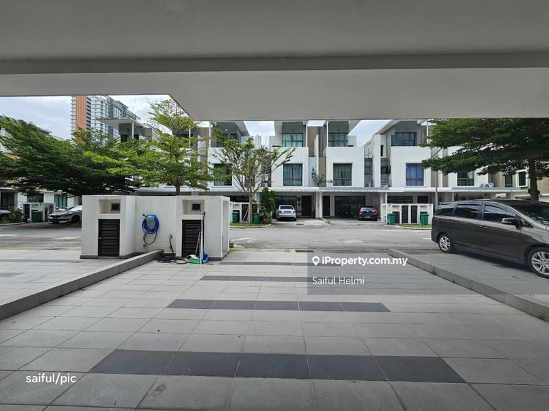 Rumah Teres 3-Tingkat untuk Dijual di Cyber 11, Cyberjaya oleh Saiful Helmi - iProperty.com.my