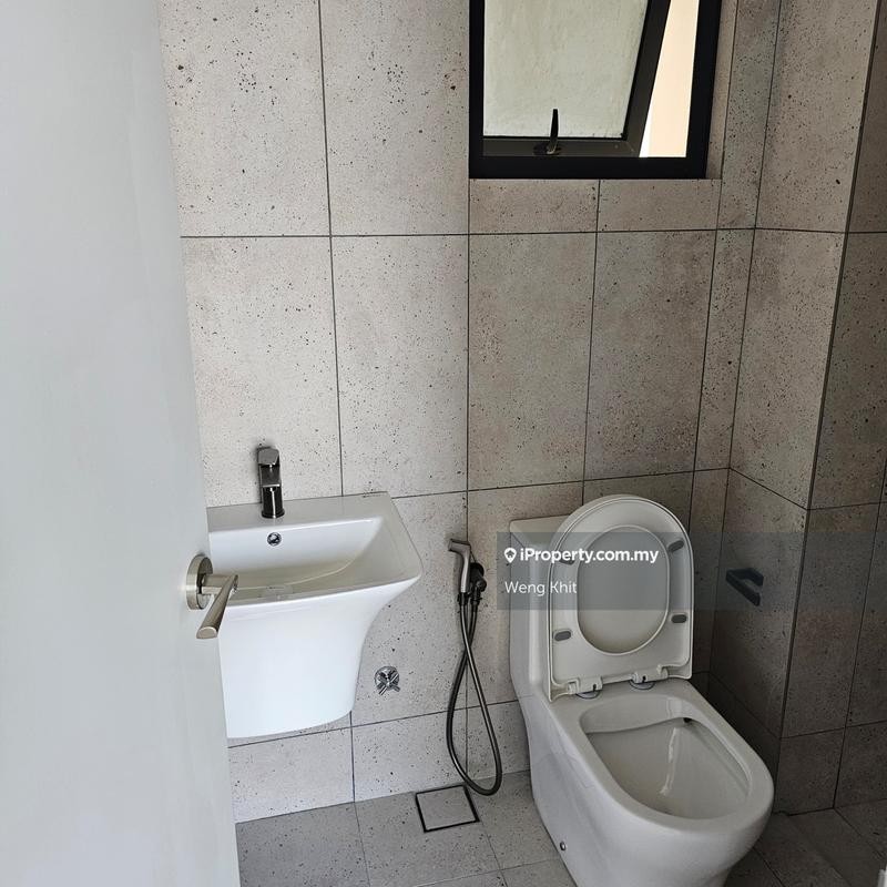 For Sale - EdgeWood Residences @ SkySanctuary