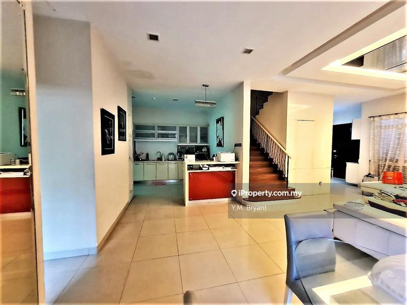 Rumah Berkembar untuk Dijual di Ara Damansara, Selangor oleh Bryant Be - iProperty.com.my