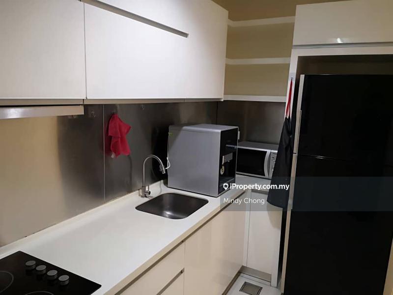 For Sale - Icon Residenz 1 @ Icon City