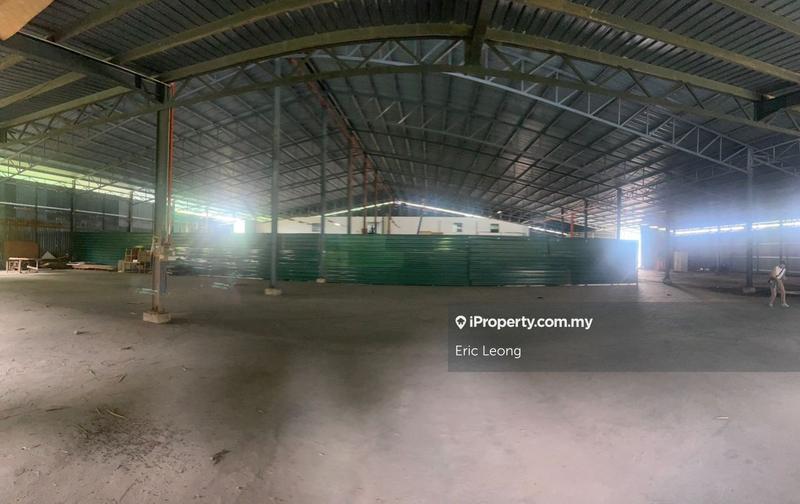 For Rent - Jalan Tembusu 4, Kampung Dato Dagang, Seremban