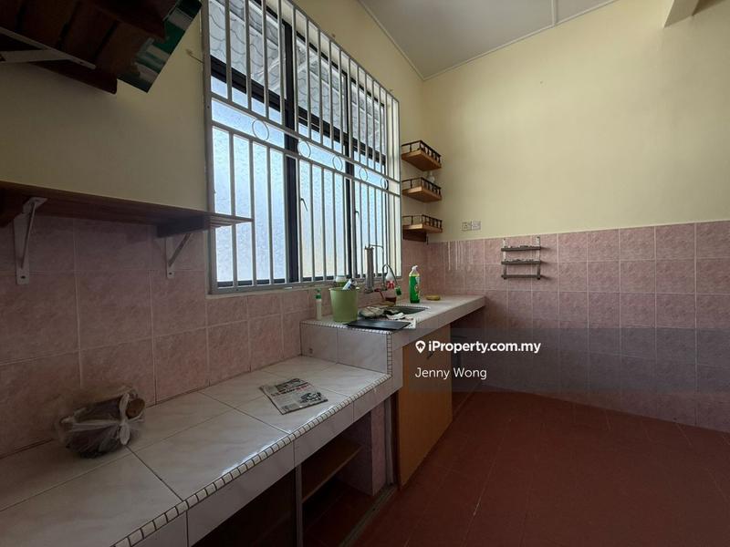 Rumah Teres 1.5-Tingkat untuk Dijual di Taman Permai, Seremban oleh Jenny Wong - iProperty.com.my