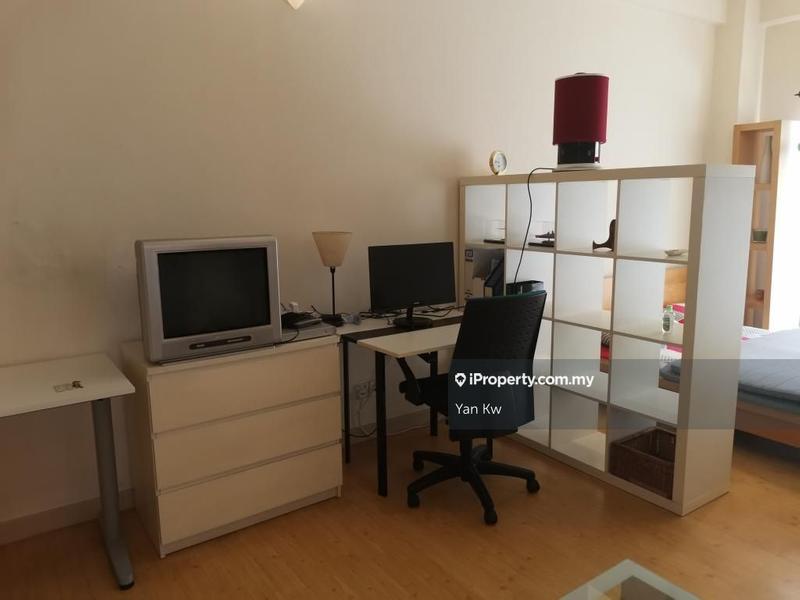 Service Residence for Sale in Dorchester by Yan Kw - iProperty.com.my