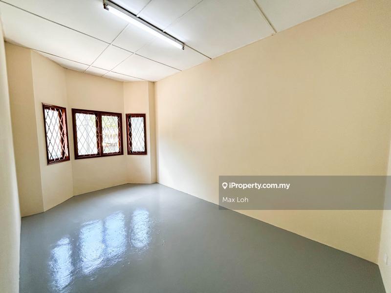 Rumah Berangkai 2 Tingkat untuk Dijual di Usj 6, Subang Jaya oleh Max Loh - iProperty.com.my