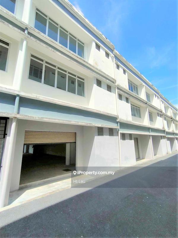 For Sale - Brand New 3 Sty FREEHOLD Shop @ Salak Perdana Business Park - Salak Tinggi Sepang