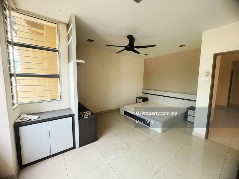 Rumah Berangkai 3 Tingkat untuk Dijual di Kampung Segambut Tengah, Segambut oleh Max Ong - iProperty.com.my