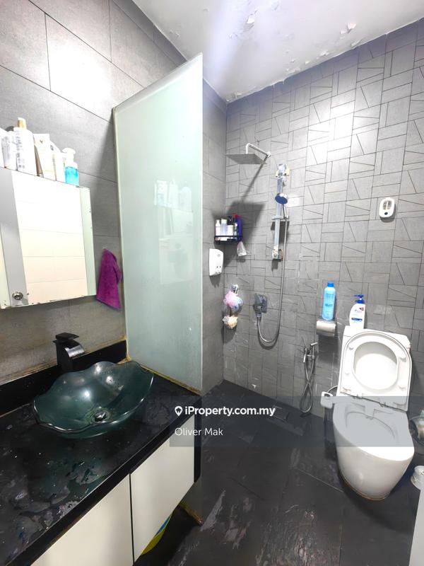 2.5-storey Terraced House for Sale in Taman Suria Tropika, Seri Kembangan by Oliver Mak - iProperty.com.my