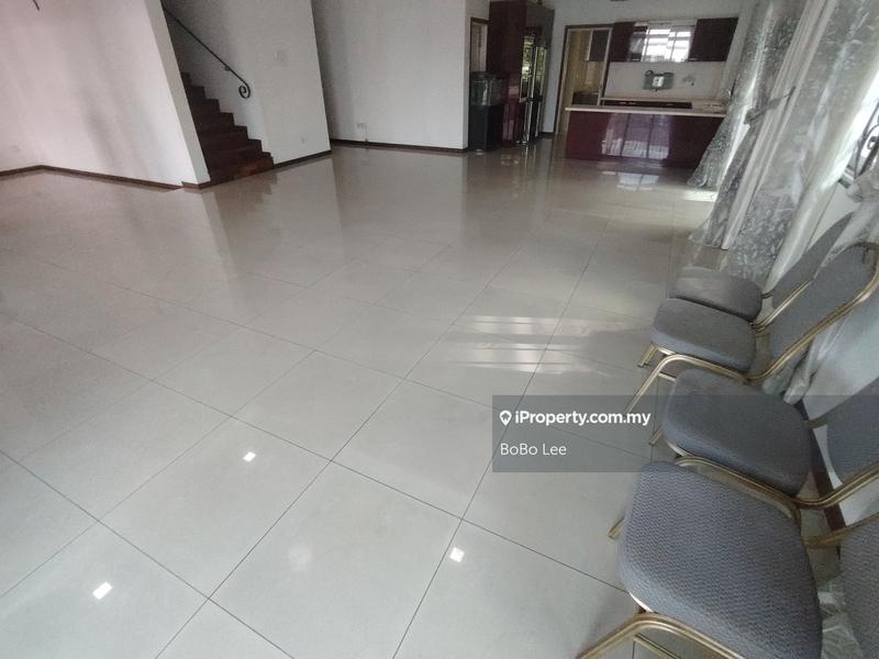 Rumah Berkembar untuk Dijual di Taman Overseas Union (Taman Oug), Jalan Klang Lama (Old Klang Road) oleh BoBo Lee - iProperty.com.my