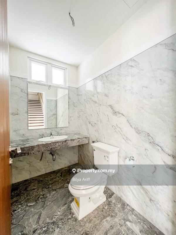 Rumah Berkembar untuk Dijual di Serene Mont Kiara Hartamas Kuala Lumpur, Sri Hartamas oleh Bilya Ariff - iProperty.com.my