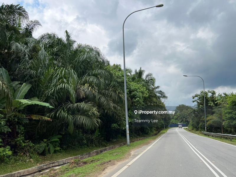 For Sale - 4.67 Acres Industrial Land, Lenggeng, Kampung Tarun, Mainroad
