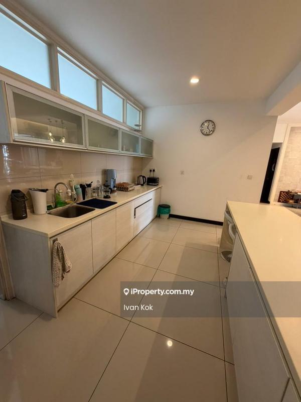 Kondominium untuk Dijual di 9 Bukit Utama Condominium oleh Ivan Kok - Kitchen - iProperty.com.my