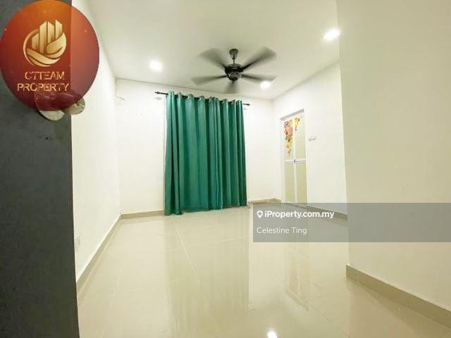 Rumah Berkembar untuk Dijual di [Renovated][40X80] Semi D, Bdr Rinching Semenyih, Semenyih oleh Celestine Ting - iProperty.com.my