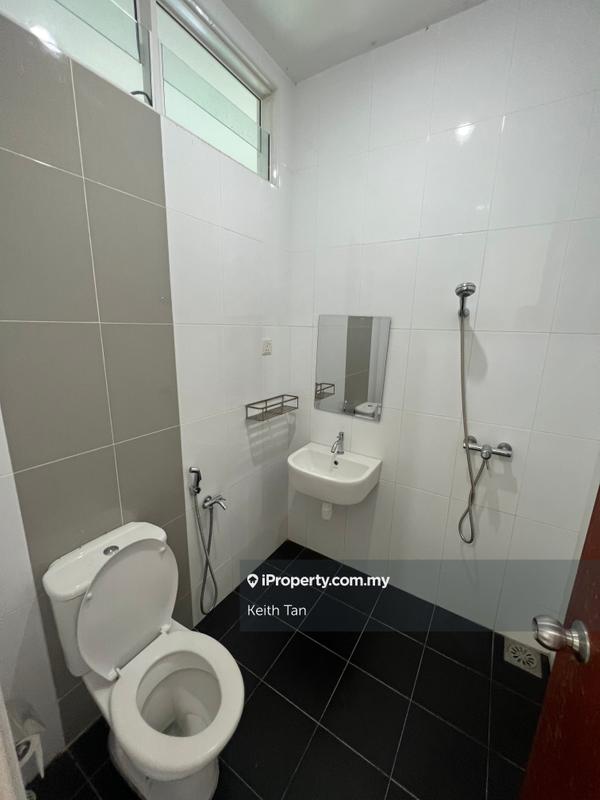 3-storey Terraced House for Sale in Laman Klebang, Klebang by Keith Tan - iProperty.com.my