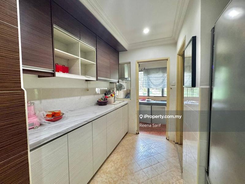Rumah Berangkai 2 Tingkat untuk Dijual di Bukit Jelutong, Shah Alam oleh Reena Sarif - iProperty.com.my