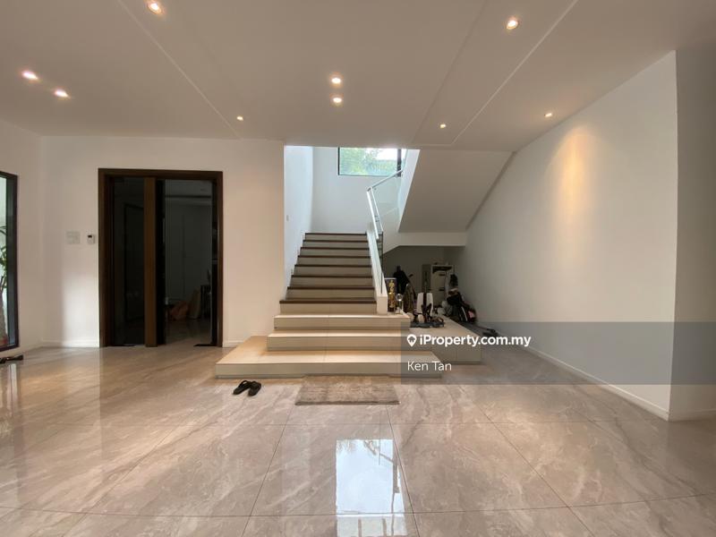 Bungalow House for Sale in Selangor Polo Club,Kota Damansara, Petaling Jaya by Ken Tan - iProperty.com.my