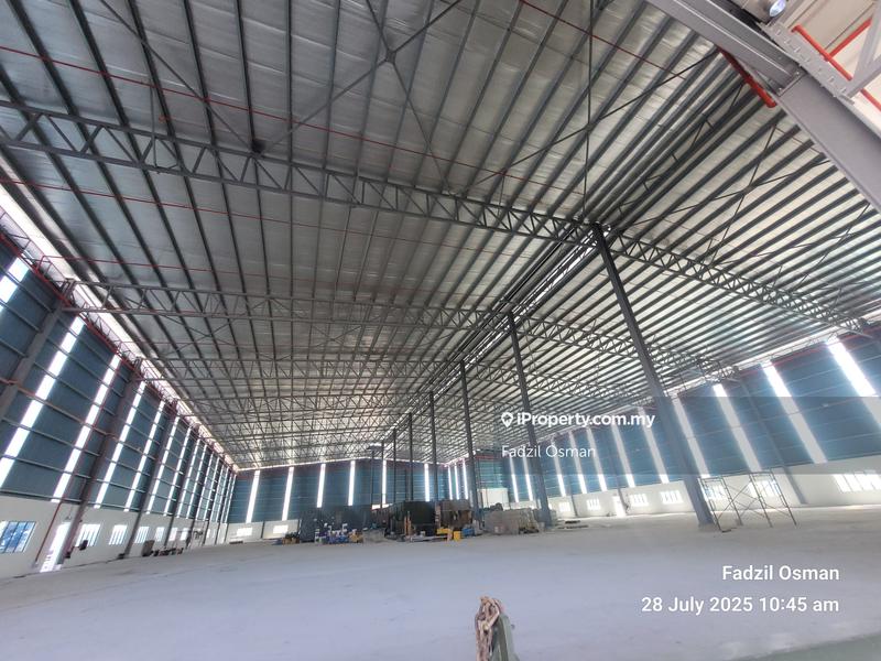 Kilang Terpisah untuk Disewa di Bandar Sri Sendayan, Negeri Sembilan oleh Fadzil Osman - iProperty.com.my
