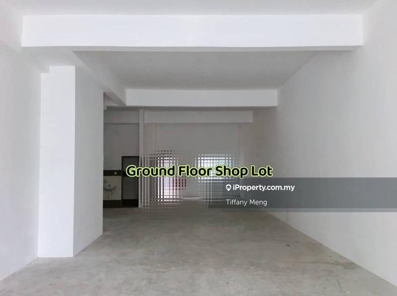 For Sale - Ground Floor Shop Lot, Good Condition @ Boulevard Business Park Jalan Kuching