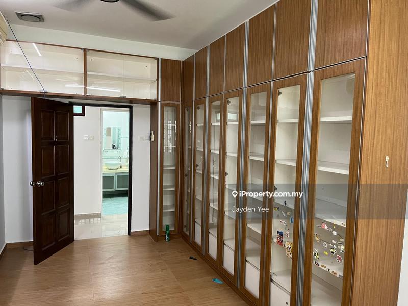 Semi-Detached House for Sale in Taman Overseas Union (Taman Oug), Jalan Klang Lama (Old Klang Road) by Jayden Yee - iProperty.com.my