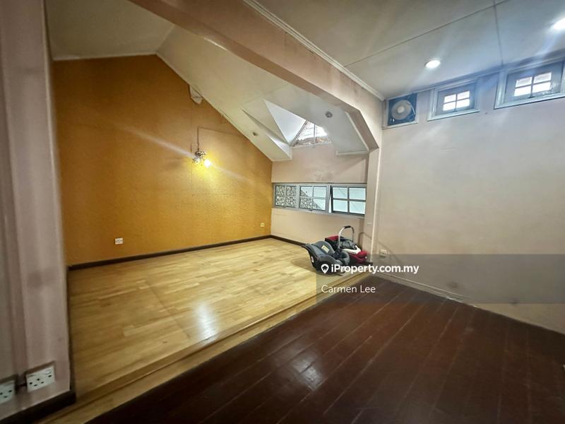 Rumah Berangkai 1.5 Tingkat untuk Dijual di Usj 2, Subang Jaya oleh Carmen Lee - iProperty.com.my