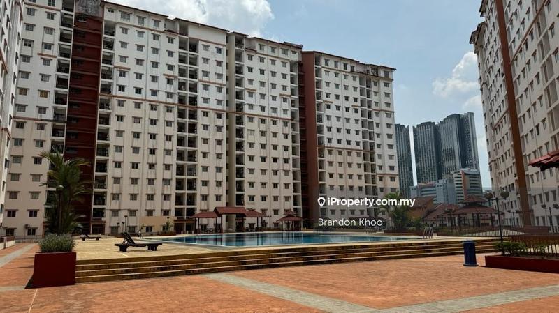 Apartment for Sale in Bayu Puteri by Brandon Khoo - iProperty.com.my
