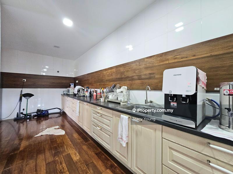 Rumah Berkembar untuk Dijual di Batu 9, Cheras oleh Stacy Young - iProperty.com.my