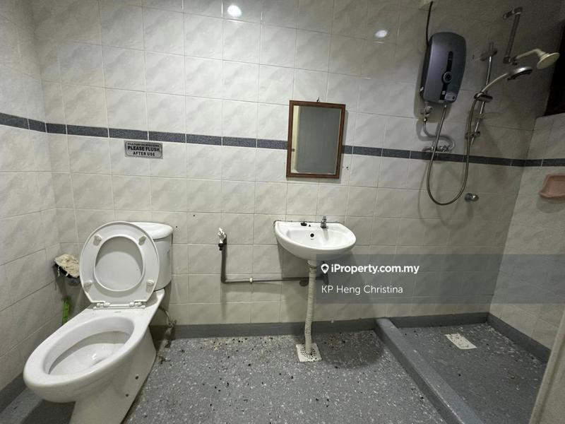 Kondominium untuk Dijual di Straits Court oleh KP Heng Christina - iProperty.com.my