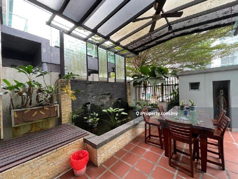 Rumah Berkembar untuk Dijual di Jalan Cahaya, Sungai Penchala oleh Huda - iProperty.com.my