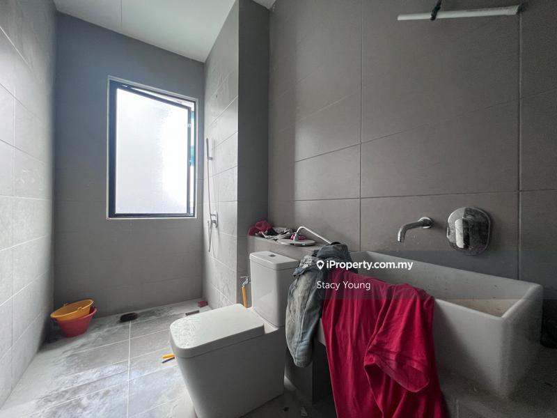 Rumah Berkembar untuk Dijual di Wira Heights, Bandar Sungai Long oleh Stacy Young - iProperty.com.my