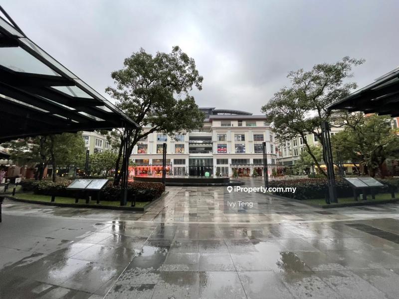 For Rent - Plaza Arkadia