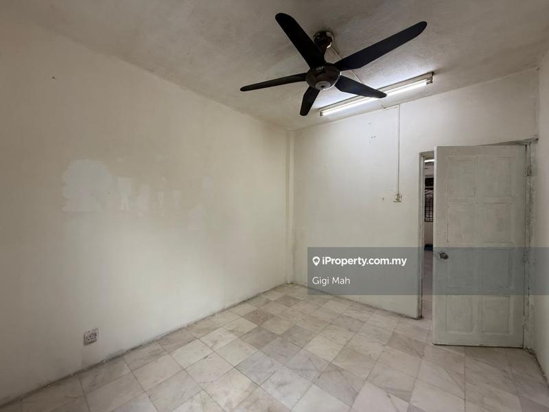 Rumah Flat untuk Dijual di Taman Minang oleh Gigi Mah - iProperty.com.my