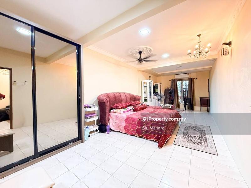 Rumah Teres 2-Tingkat untuk Dijual di Taman Lestari Putra, Seri Kembangan oleh Siti Mariam - iProperty.com.my
