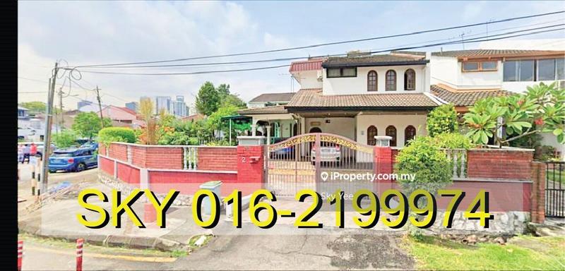 For Sale - Limited 2 Storey Corner Terrace Office Showroom Space facing Main Road at Jalan Telawi, Jalan Maarof