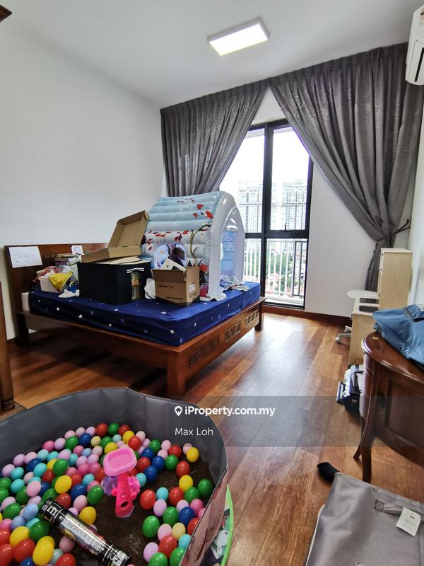 Condominium for Sale in Straits View 18 by Max Loh - iProperty.com.my