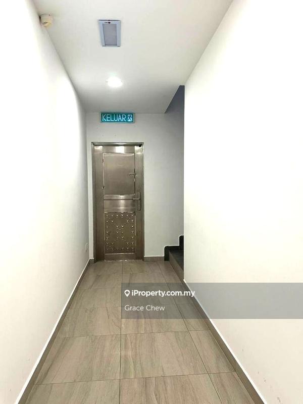 Kedai untuk Dijual di Taman Molek, Johor Bahru oleh Grace Chew - iProperty.com.my