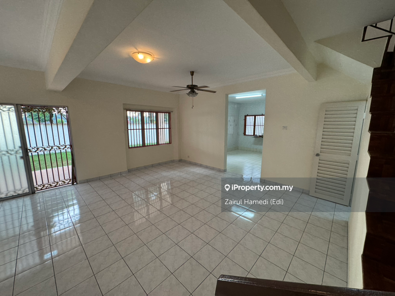 Rumah Teres 2-Tingkat untuk Dijual di Subang Bestari, Shah Alam oleh Zairul Hamedi (Edi) - iProperty.com.my