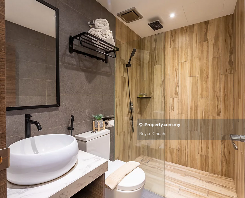 Hotel / Resort untuk Dijual di Near Hereen Street, Melaka City oleh Royce Chuah - iProperty.com.my