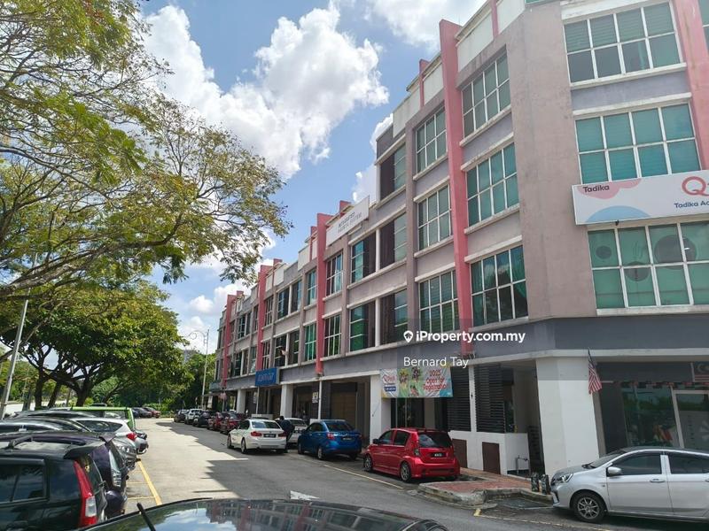 Shop / Office untuk Dijual di Ara Damansara, Petaling Jaya oleh Bernard Tay - iProperty.com.my